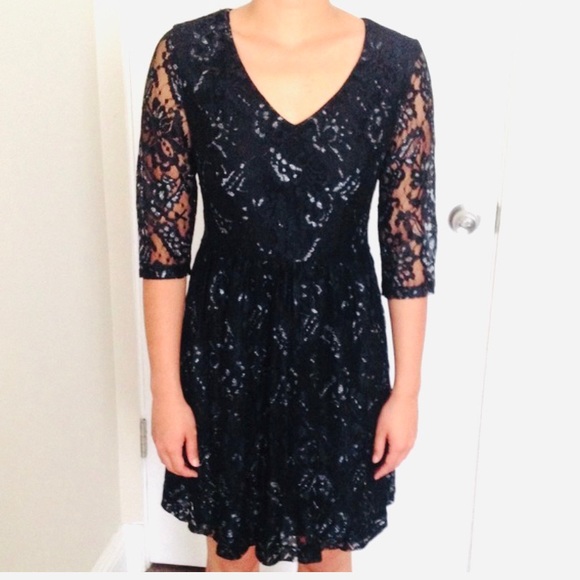 Kensie lacy mini dress - Picture 2 of 6